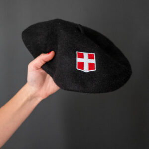 beret-noir-5-savoie-ou-rien---accessoire-pour-savoyards-et-hauts-savoyards