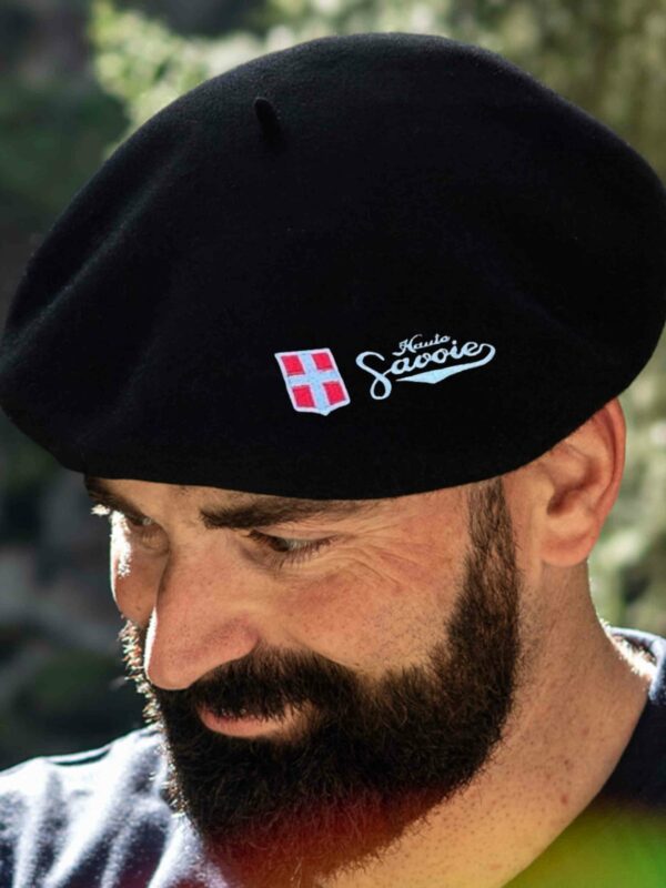 Béret brodé Haute savoie