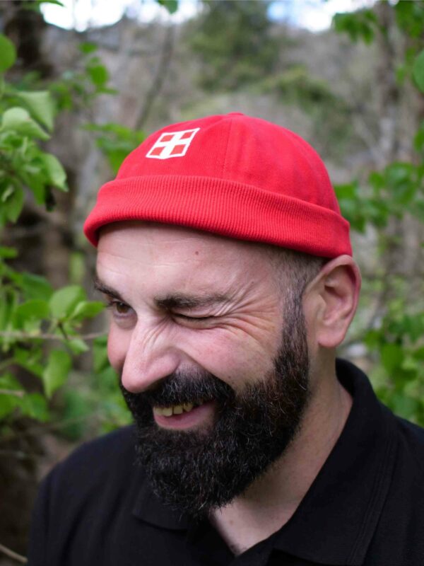 Bonnet Docker Rouge